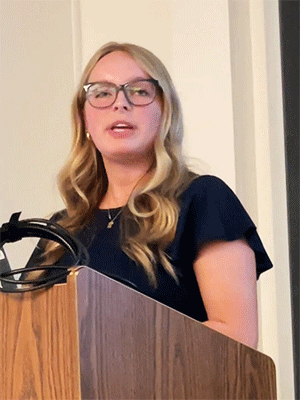 Grey presents her research at honors symposium